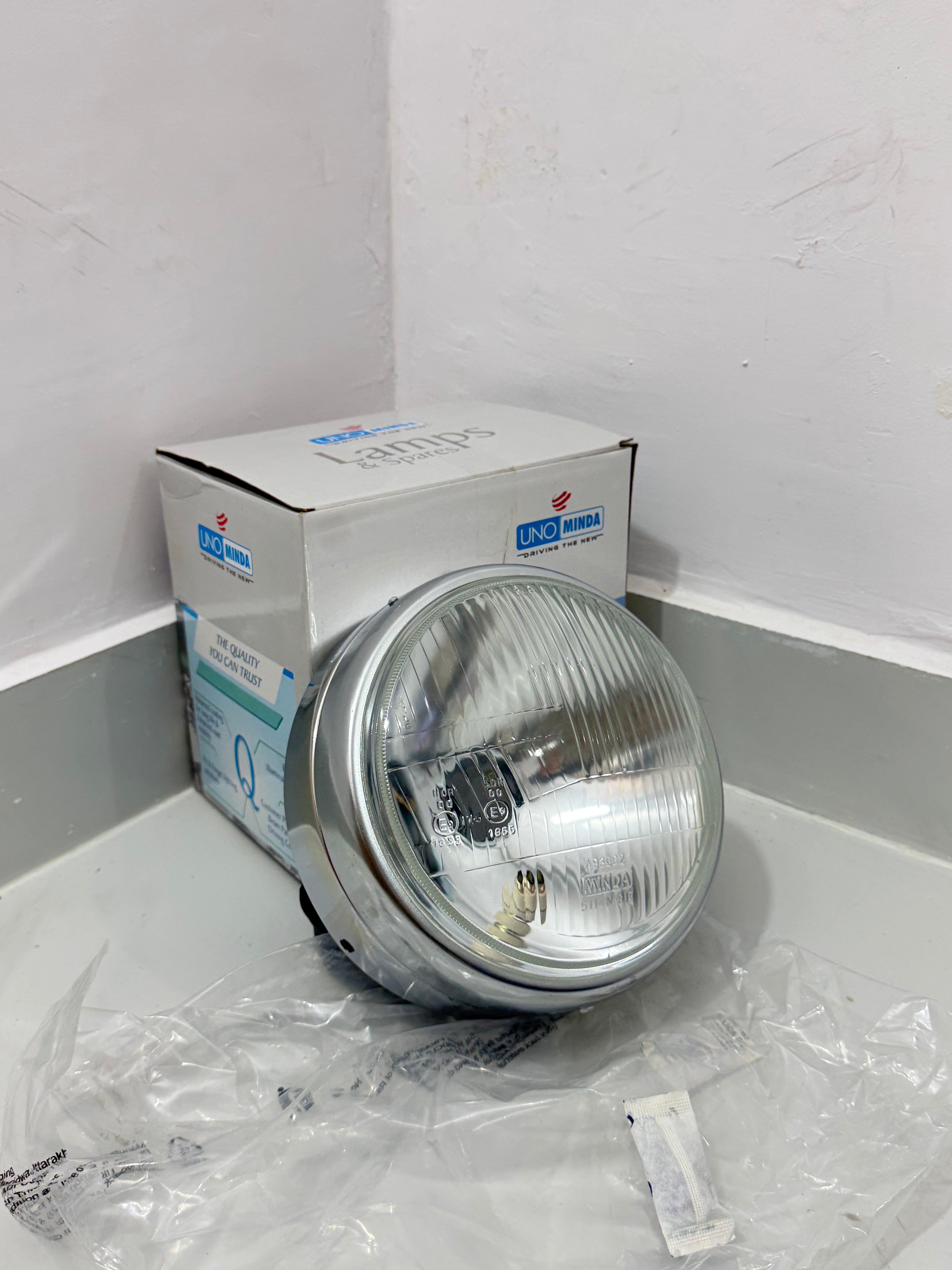 Old Model 2010 Electra Headlight