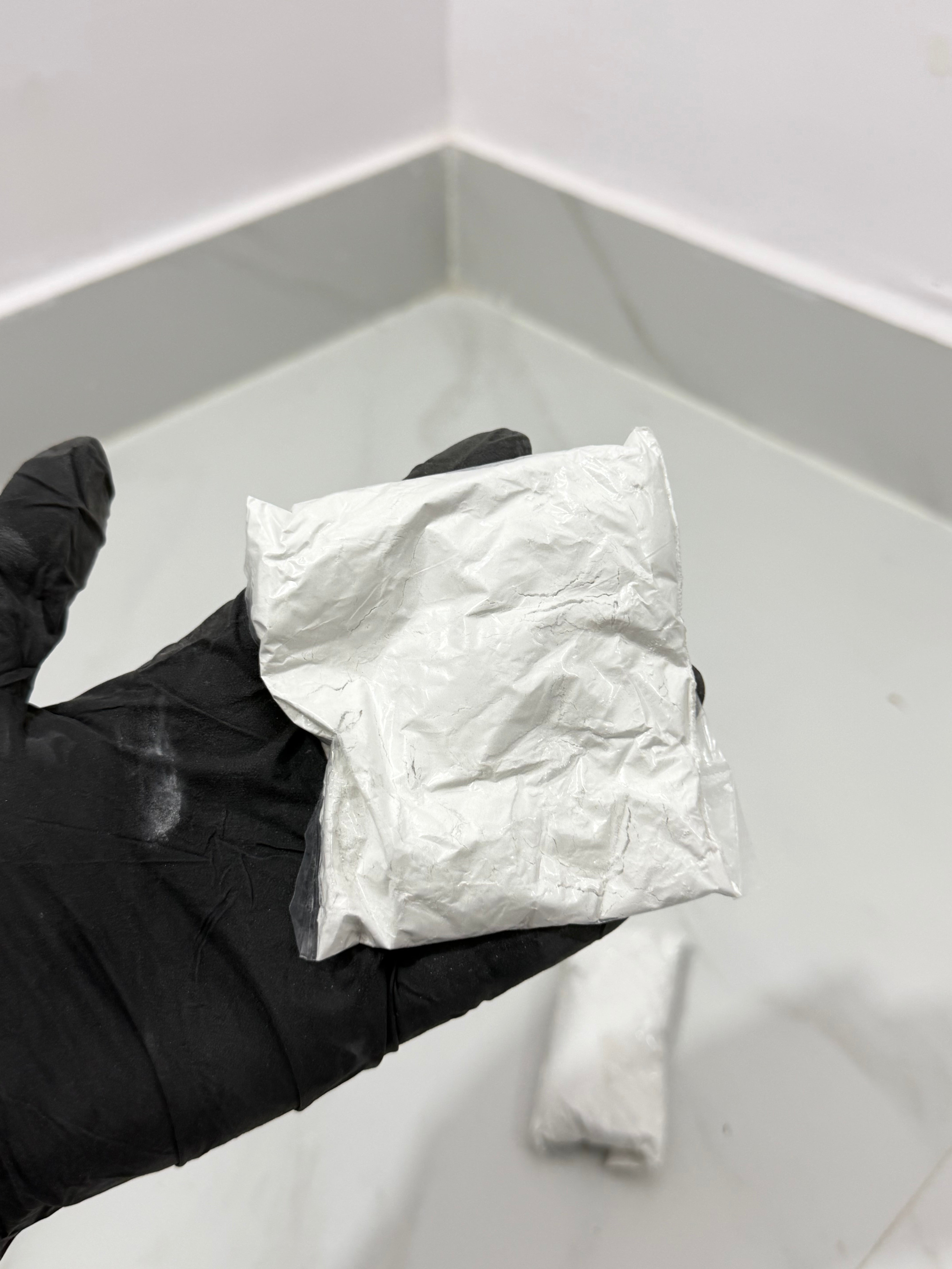 Nikel Powder and Green Compound