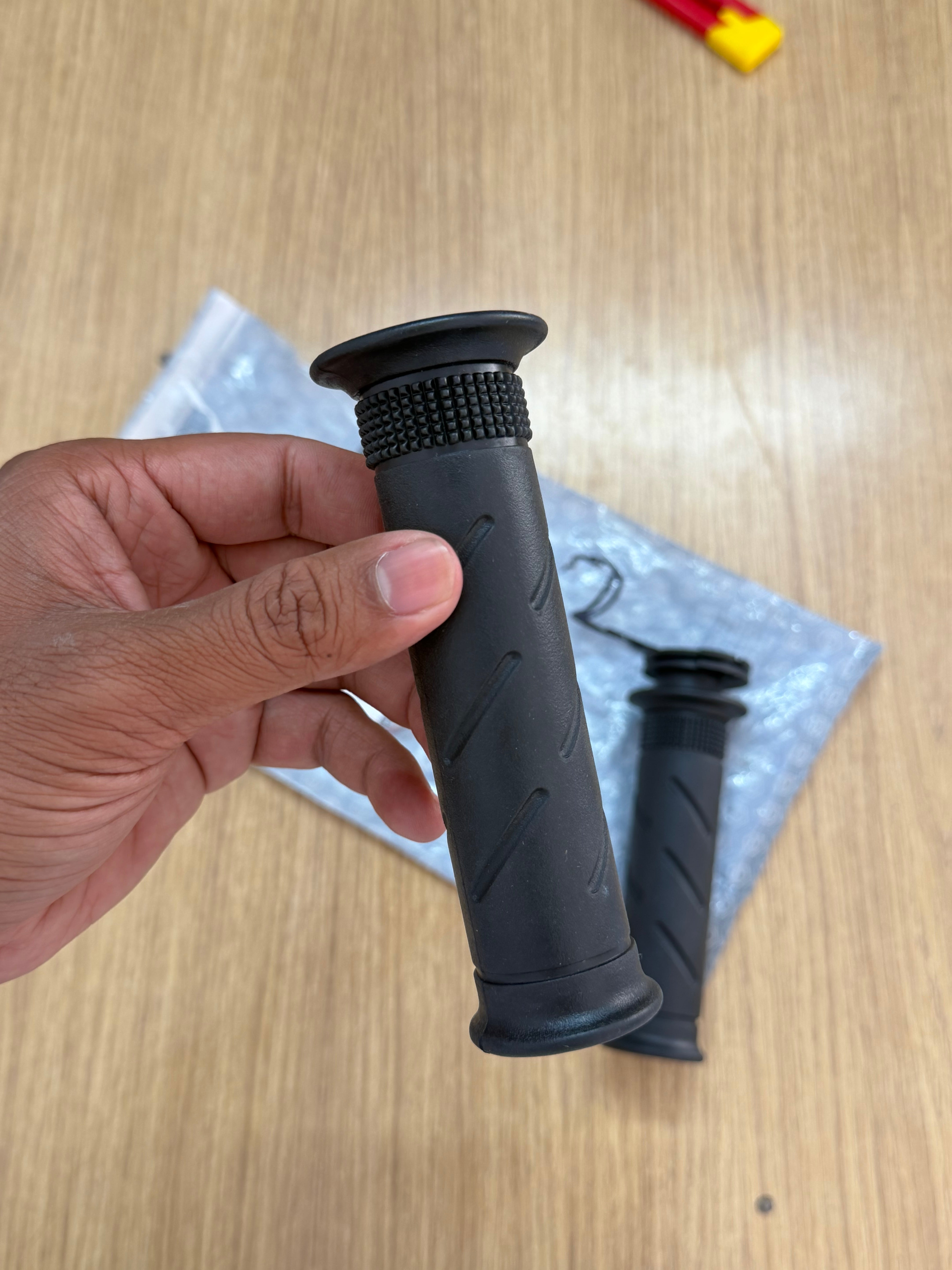 Handel Grip BS6 Standard