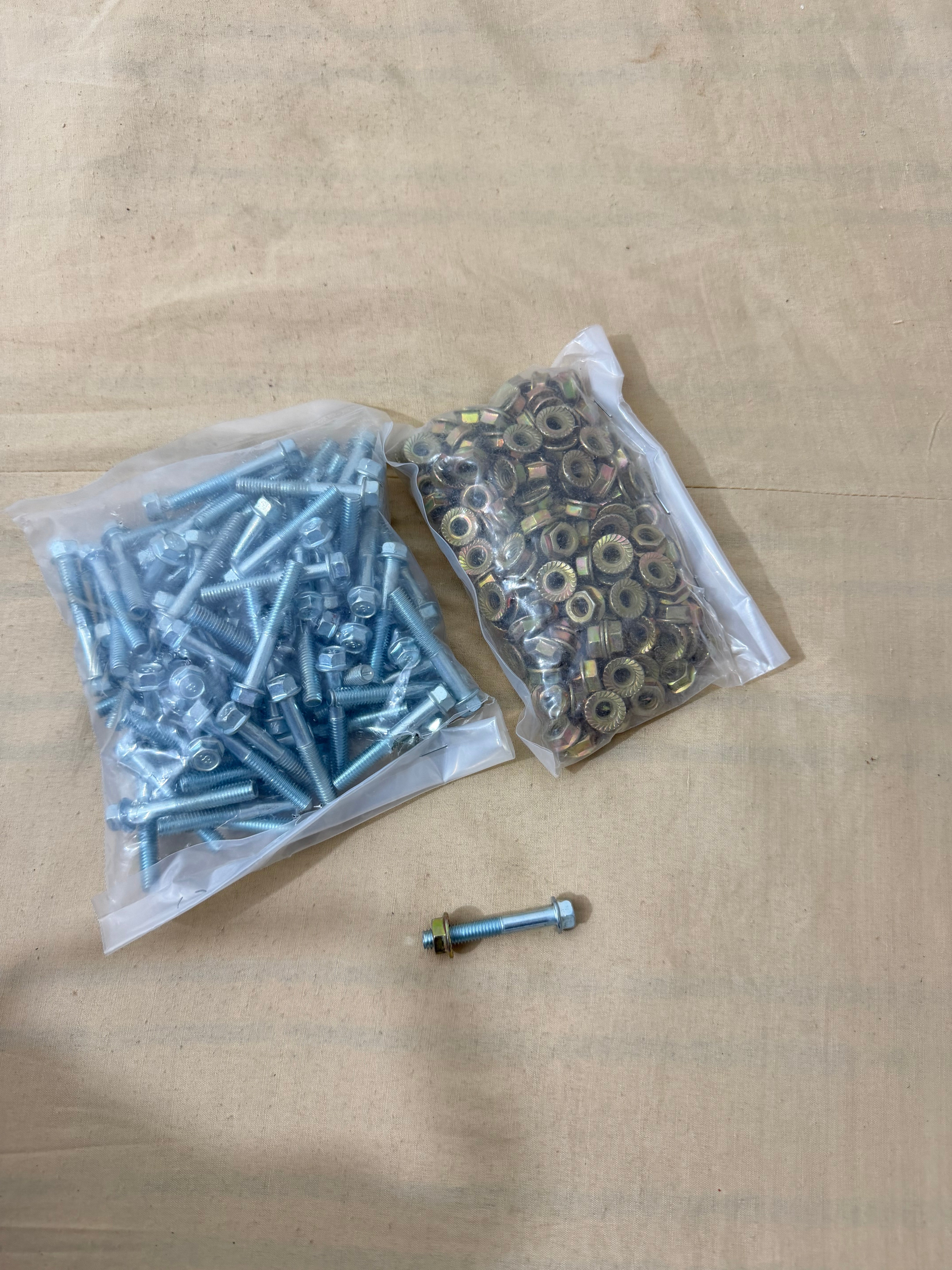Nut Bolt For Silencer Fitting 1 pec