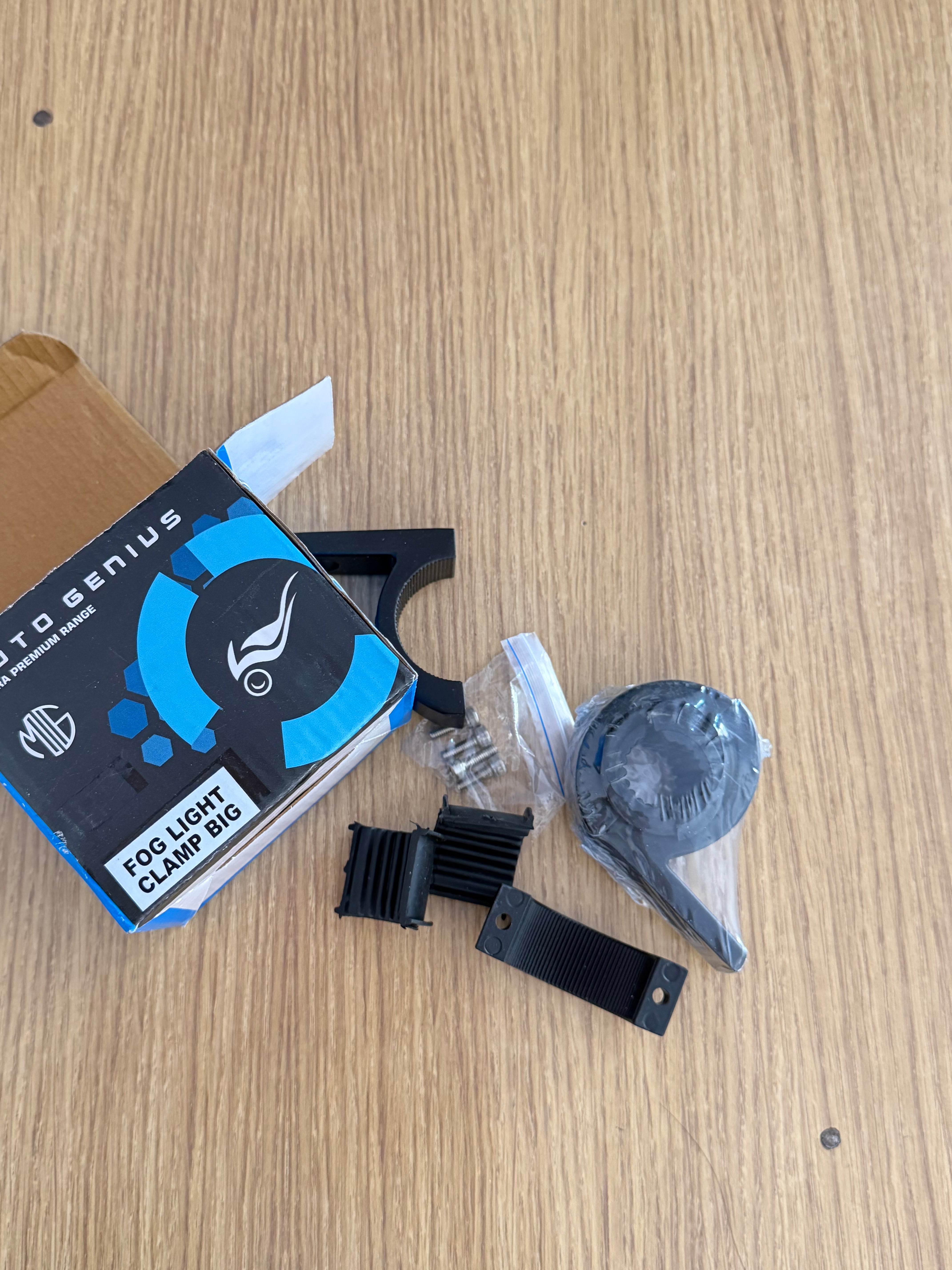 Fog Light Fitting Clips (Universal)